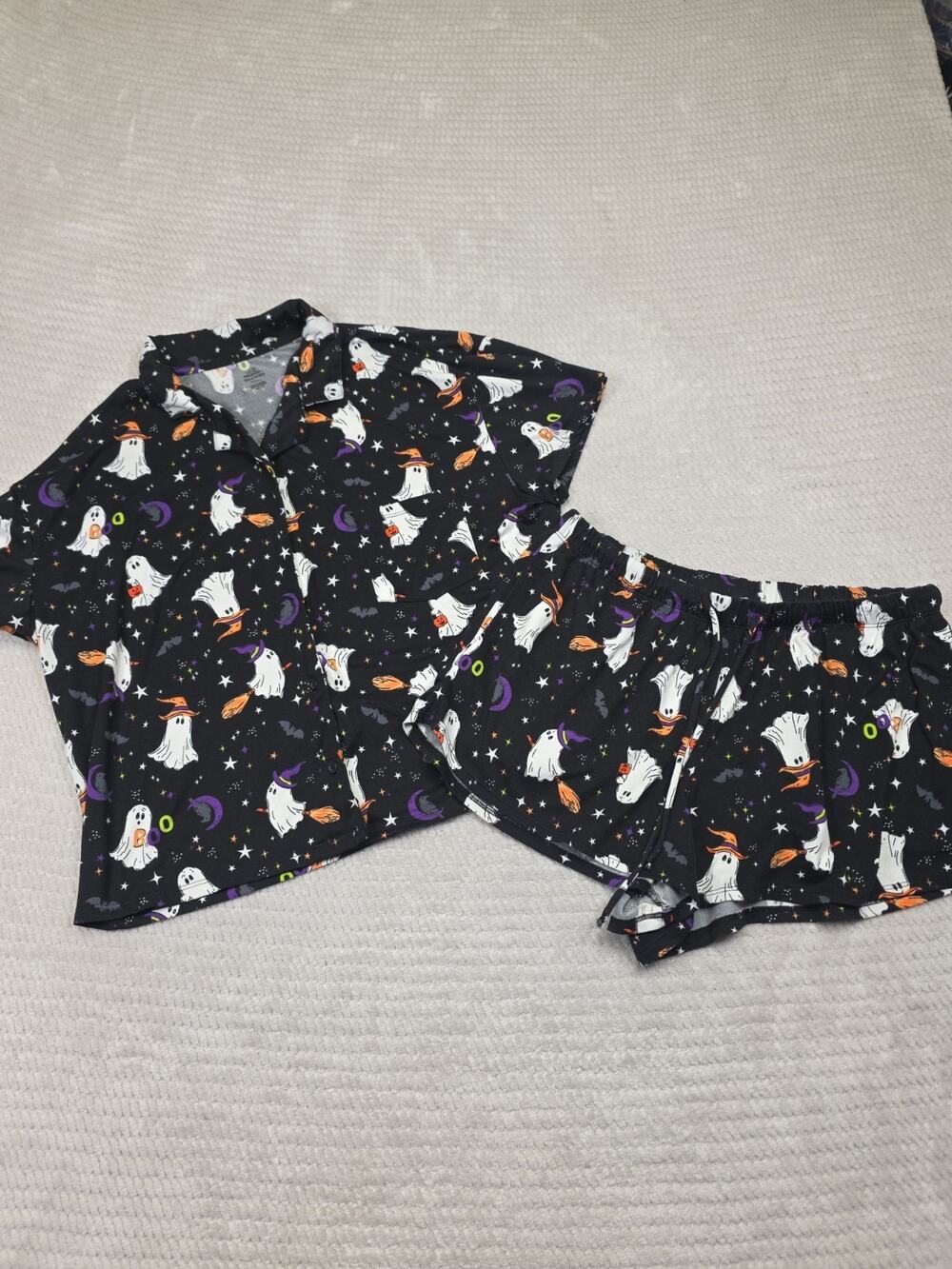 Celebrate Halloween Pajamas Womens Medium Ghost Print